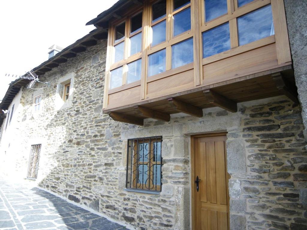 Casa Rural Los Cabritos De Tomas Puebla de Sanabria Eksteriør billede